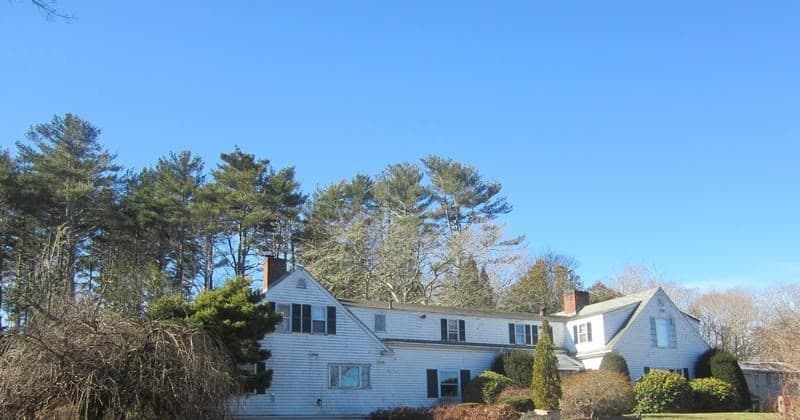 Single Family Residence at 23 Russell Mills Rd, Plymouth MA 02360, Plymouth, photo 3 of 5