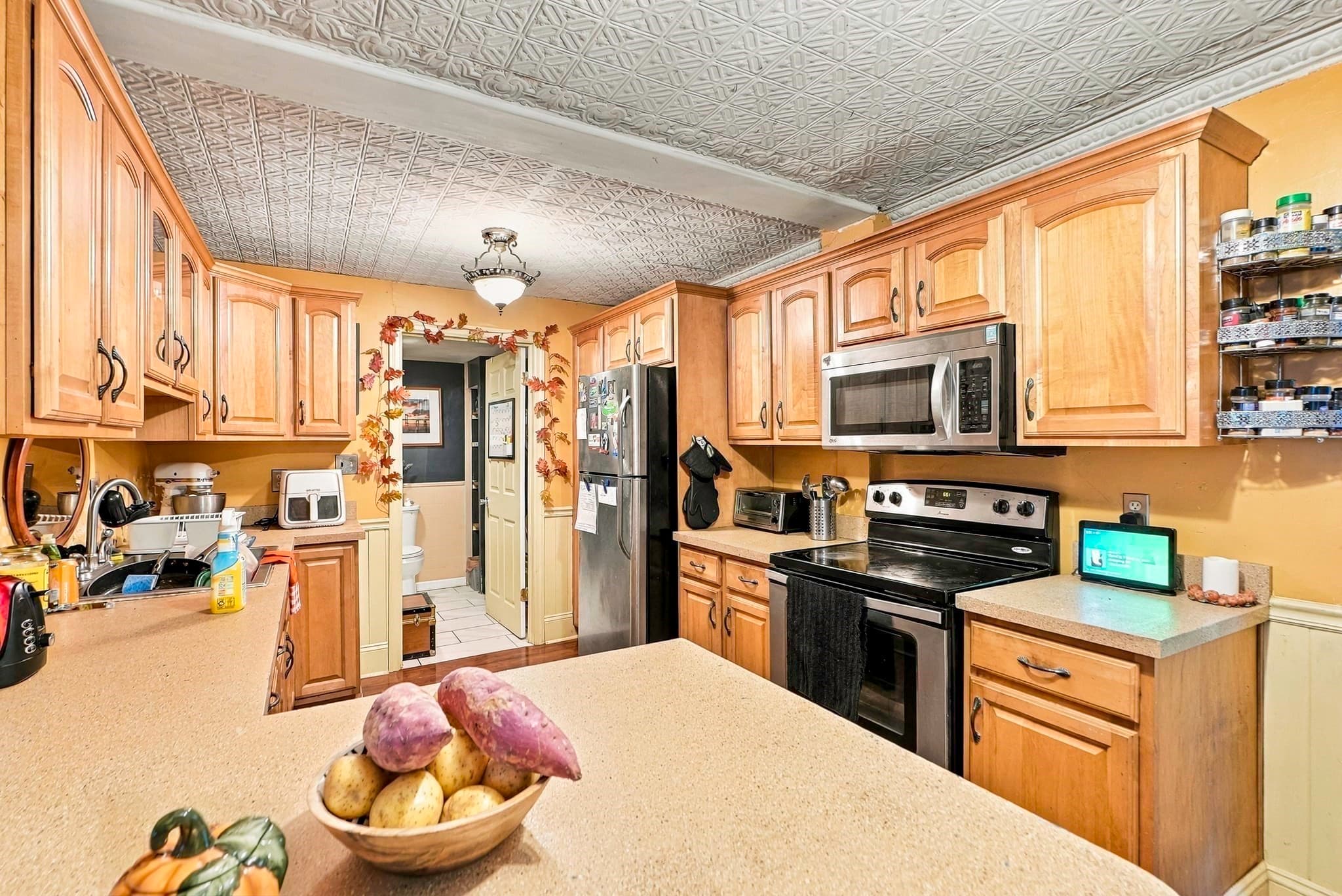 2 Family - 2 Units Side by Side at 52 Central St, Millville MA 01529, Millville, photo 17 of 42