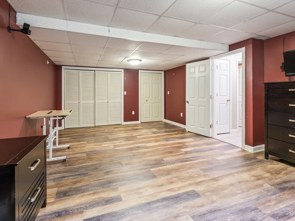 Single Family Residence at 37 Moreland Green Dr, Worcester MA 01609, Worcester, photo 26 of 38