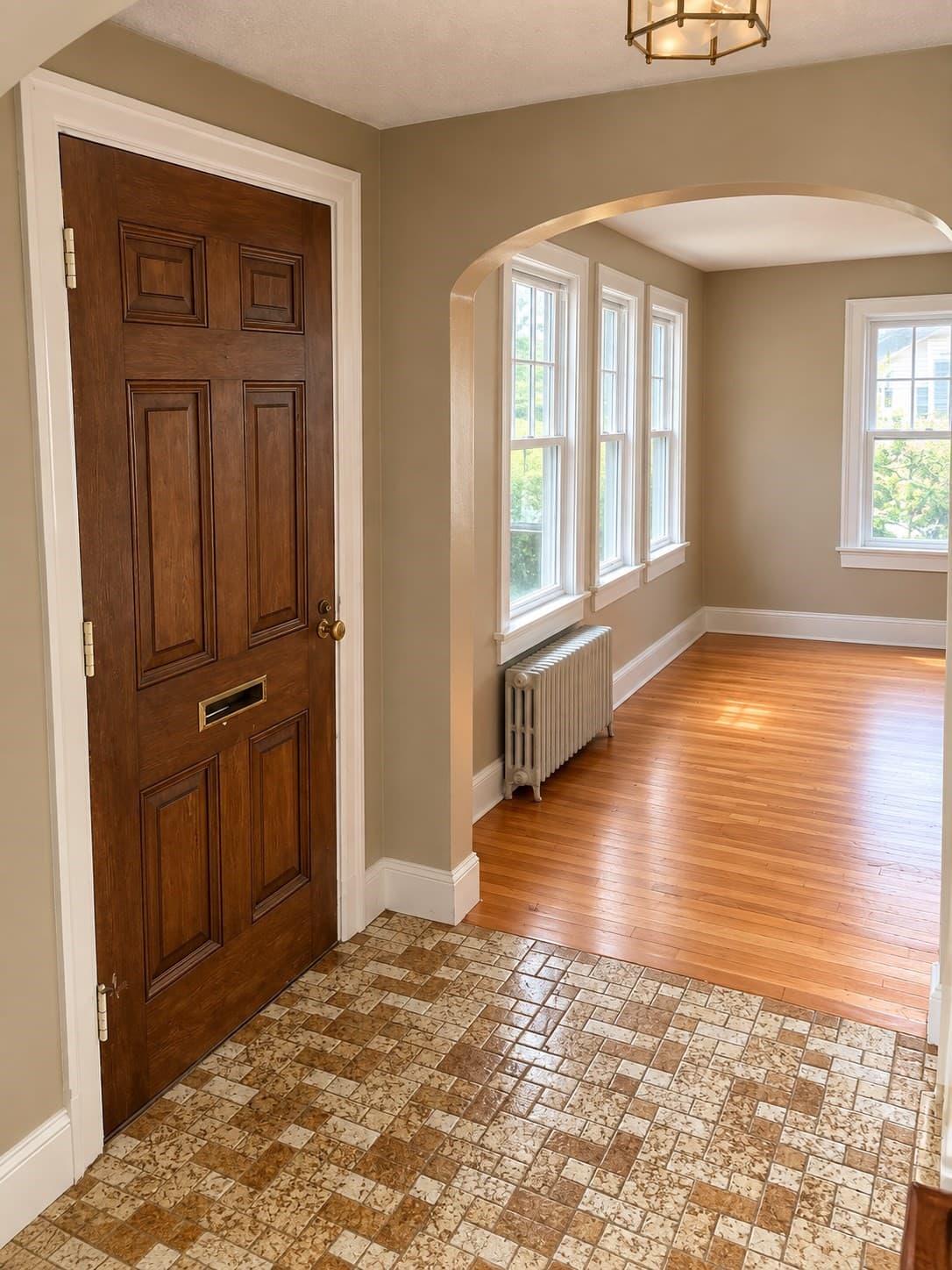 Single Family Residence at 142 Morton St, West Springfield MA 01089, West Springfield, photo 5 of 16