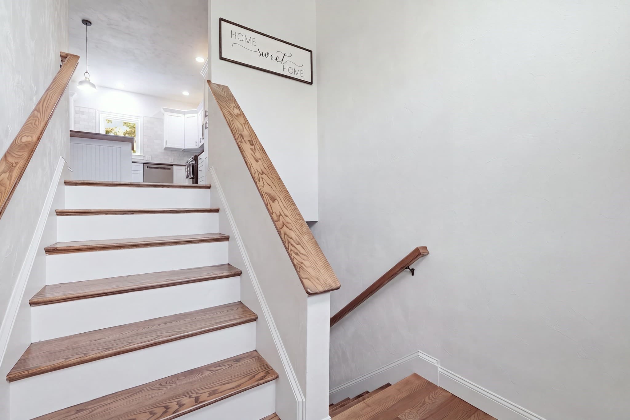 Single Family Residence at 37 N. Sullivan Rd, Charlton MA 01507, Charlton, photo 3 of 23