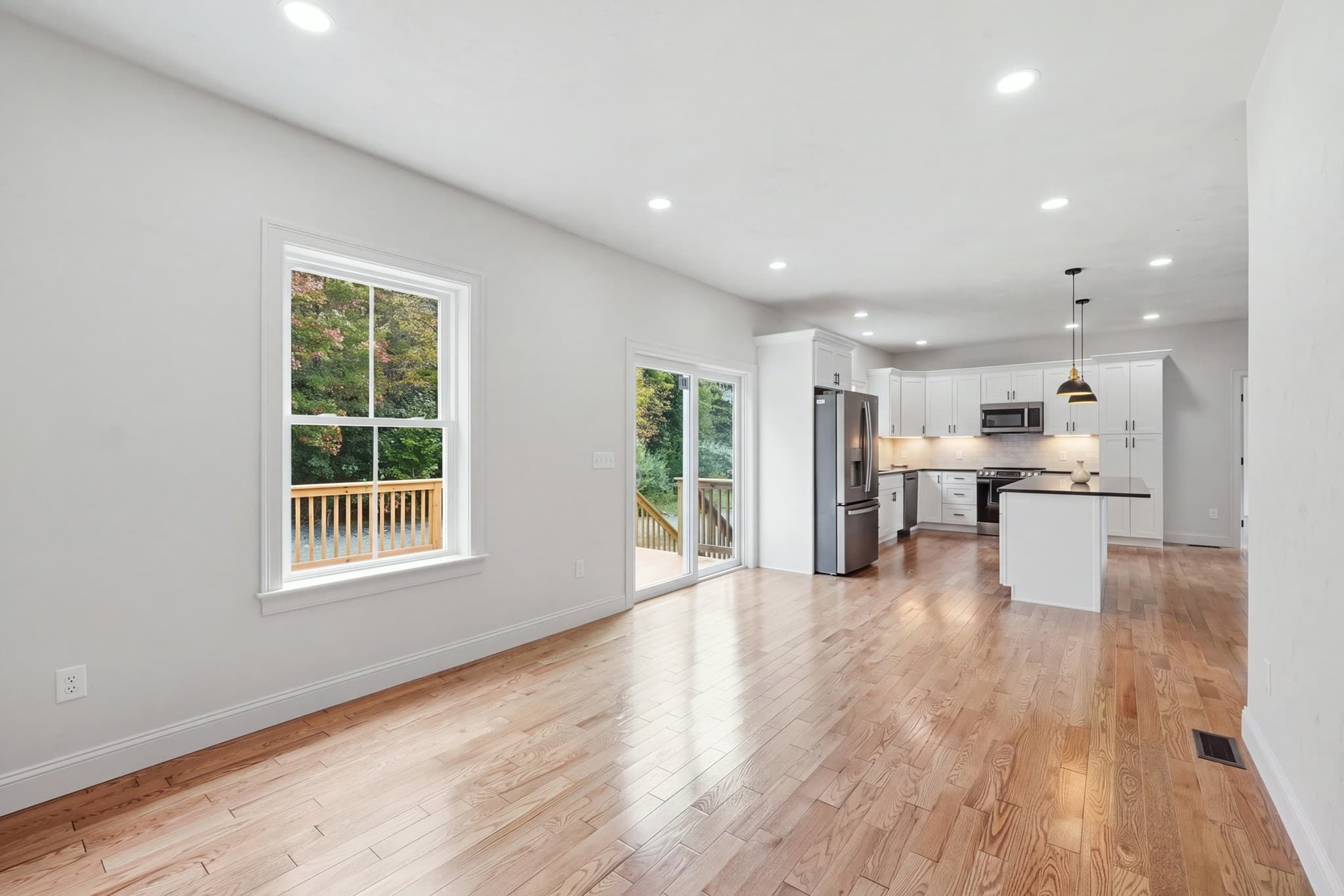 Single Family Residence at 37 N. Sullivan Rd, Charlton MA 01507, Charlton, photo 9 of 23