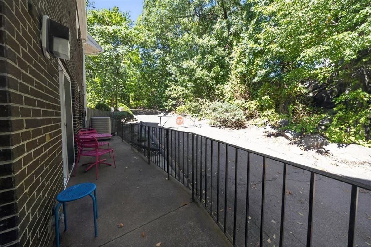 Condominium at 46 Tinson Rd # 9, Quincy MA 02169, Quincy, photo 20 of 20
