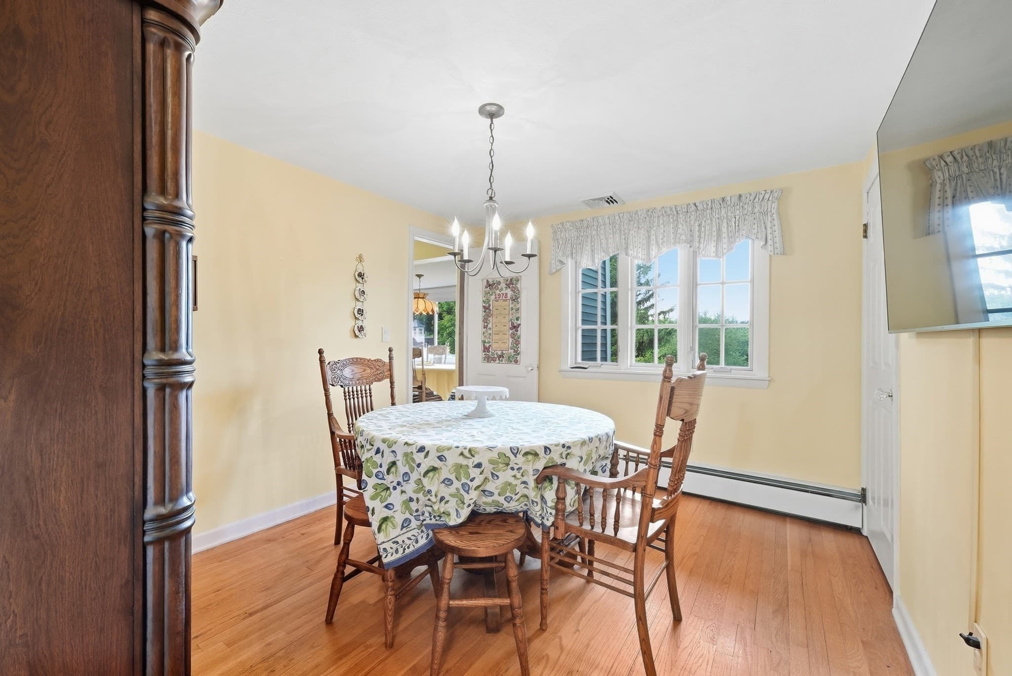 Single Family Residence at 72 Sunset Terrace, Agawam MA 01030, Agawam, photo 10 of 42
