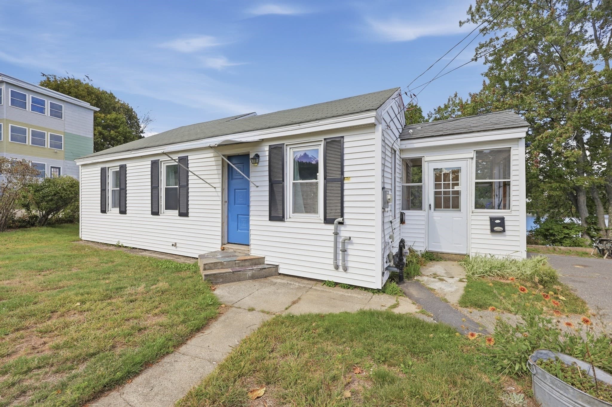 Single Family Residence at 13 Elm Street, Leominster MA 01453, Leominster, photo 2 of 25