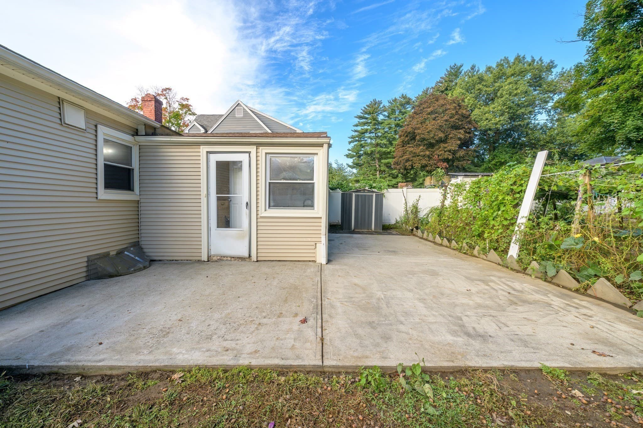 Single Family Residence at 66 Hillside Ave, West Springfield MA 01089, West Springfield, photo 29 of 30