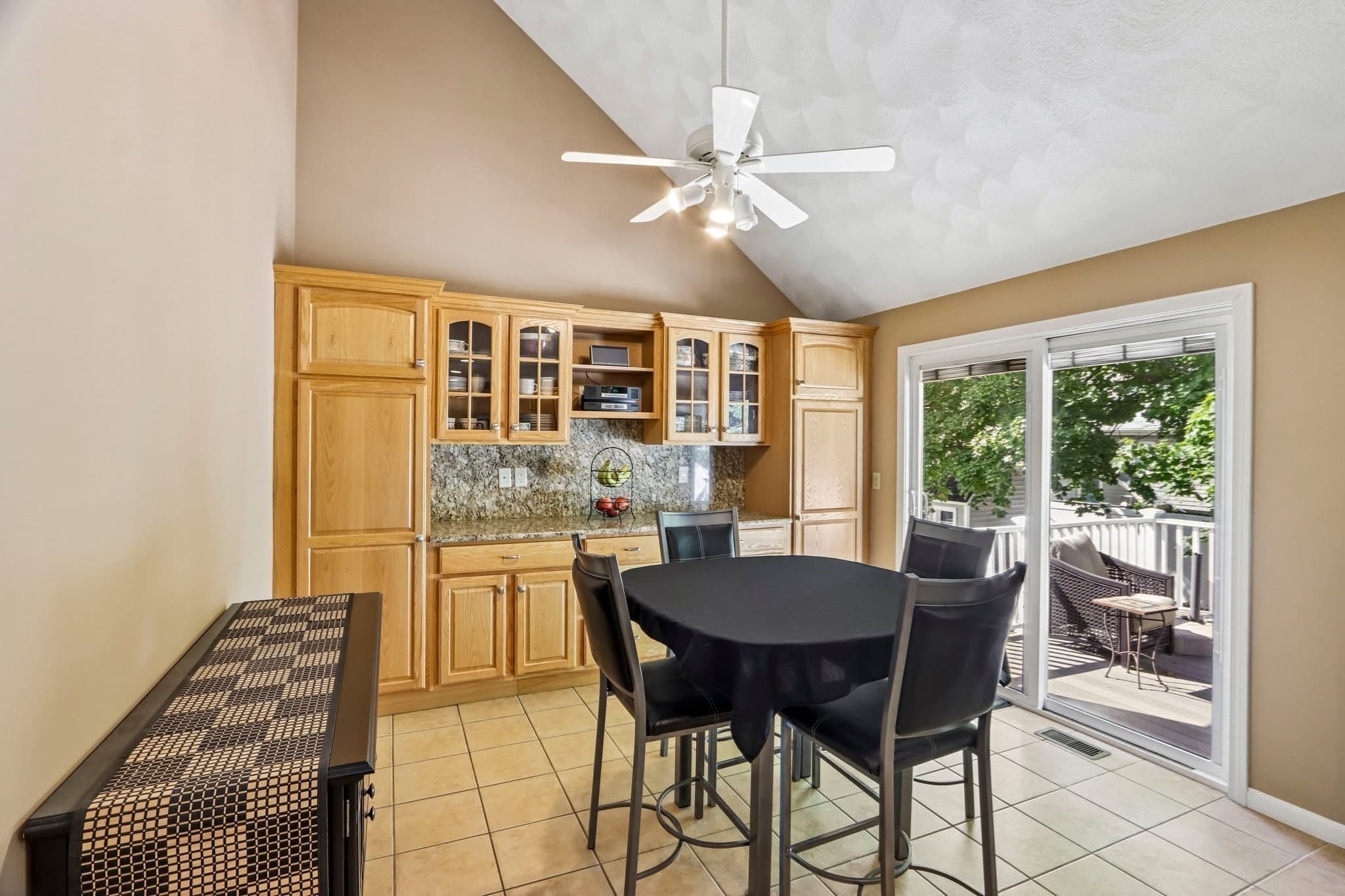 Single Family Residence at 28 Hampden Ave, Burlington MA 01803, Burlington, photo 6 of 41