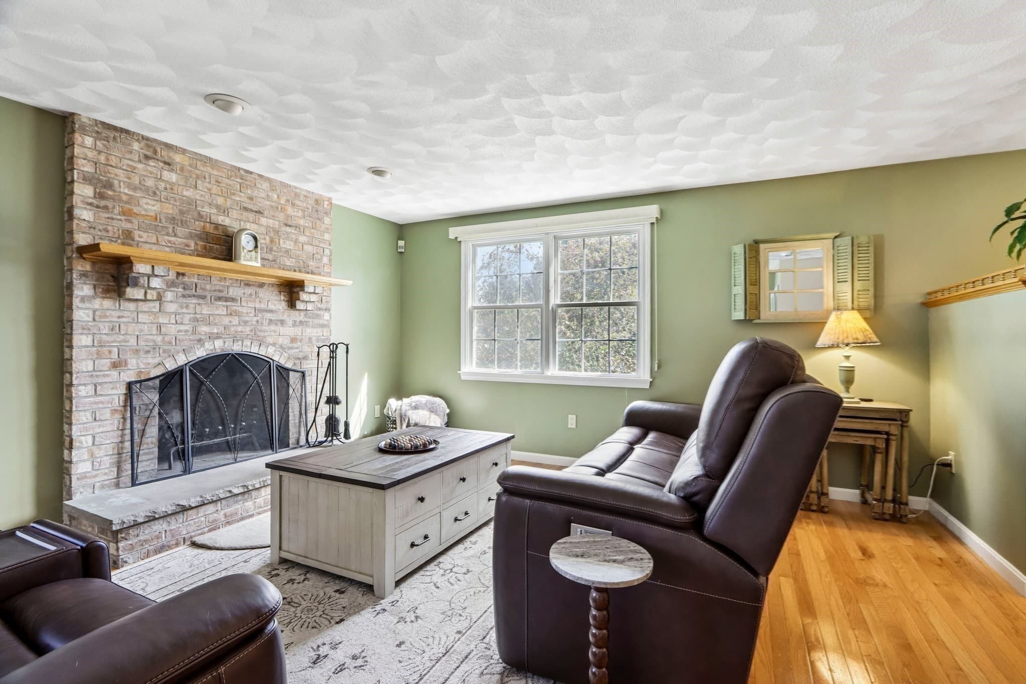 Single Family Residence at 28 Hampden Ave, Burlington MA 01803, Burlington, photo 14 of 41