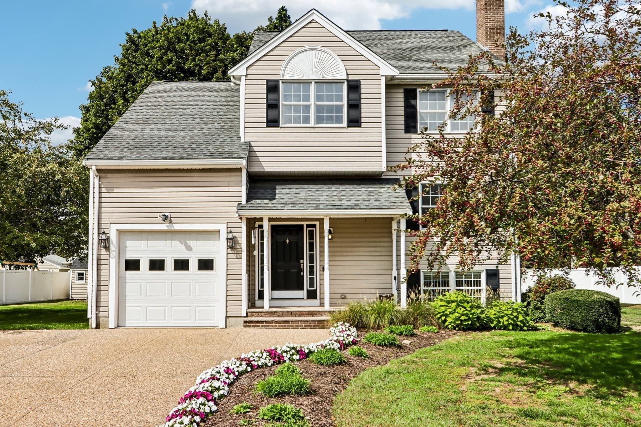 Single Family Residence at 28 Hampden Ave, Burlington MA 01803, Burlington, photo 37 of 41