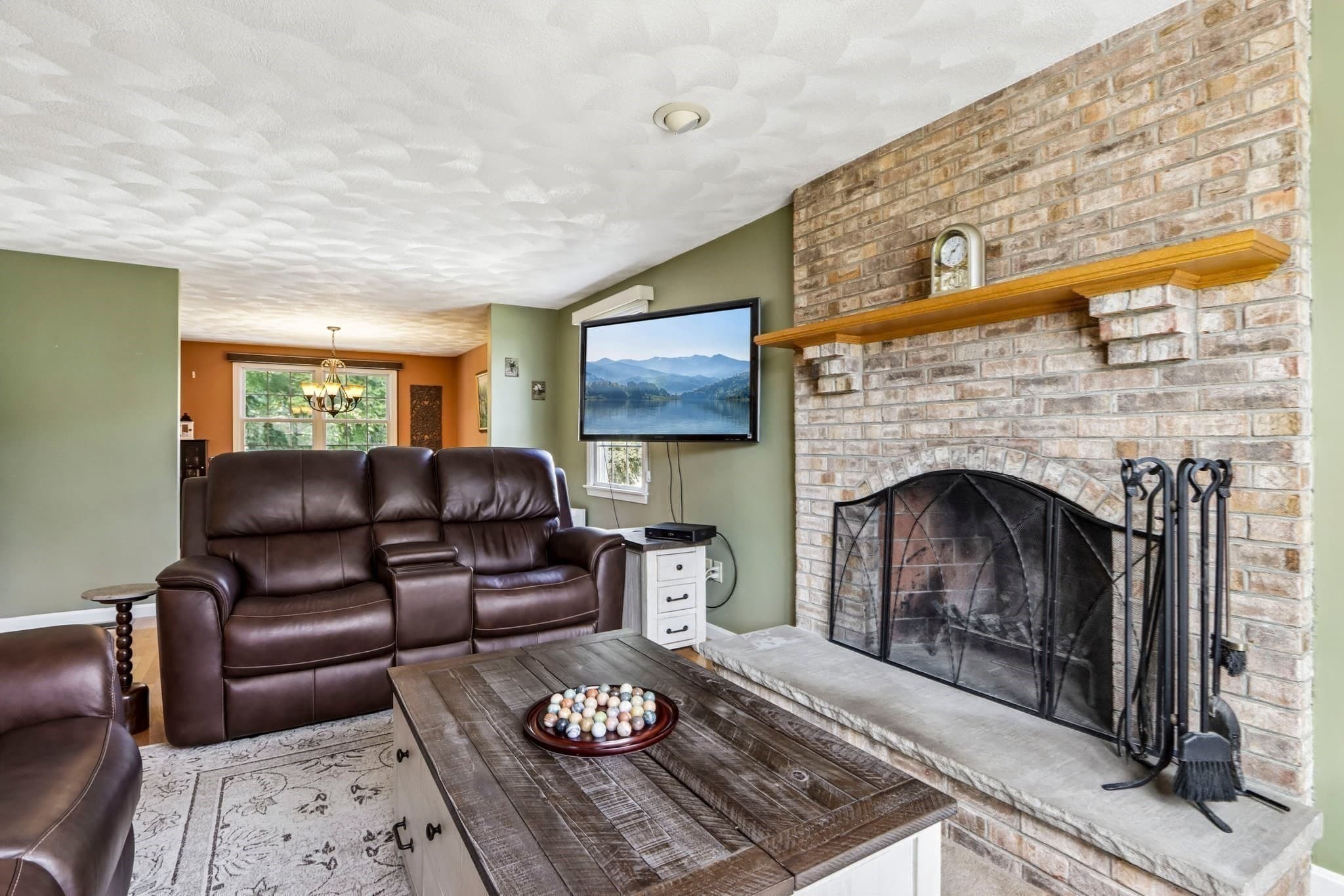 Single Family Residence at 28 Hampden Ave, Burlington MA 01803, Burlington, photo 15 of 41