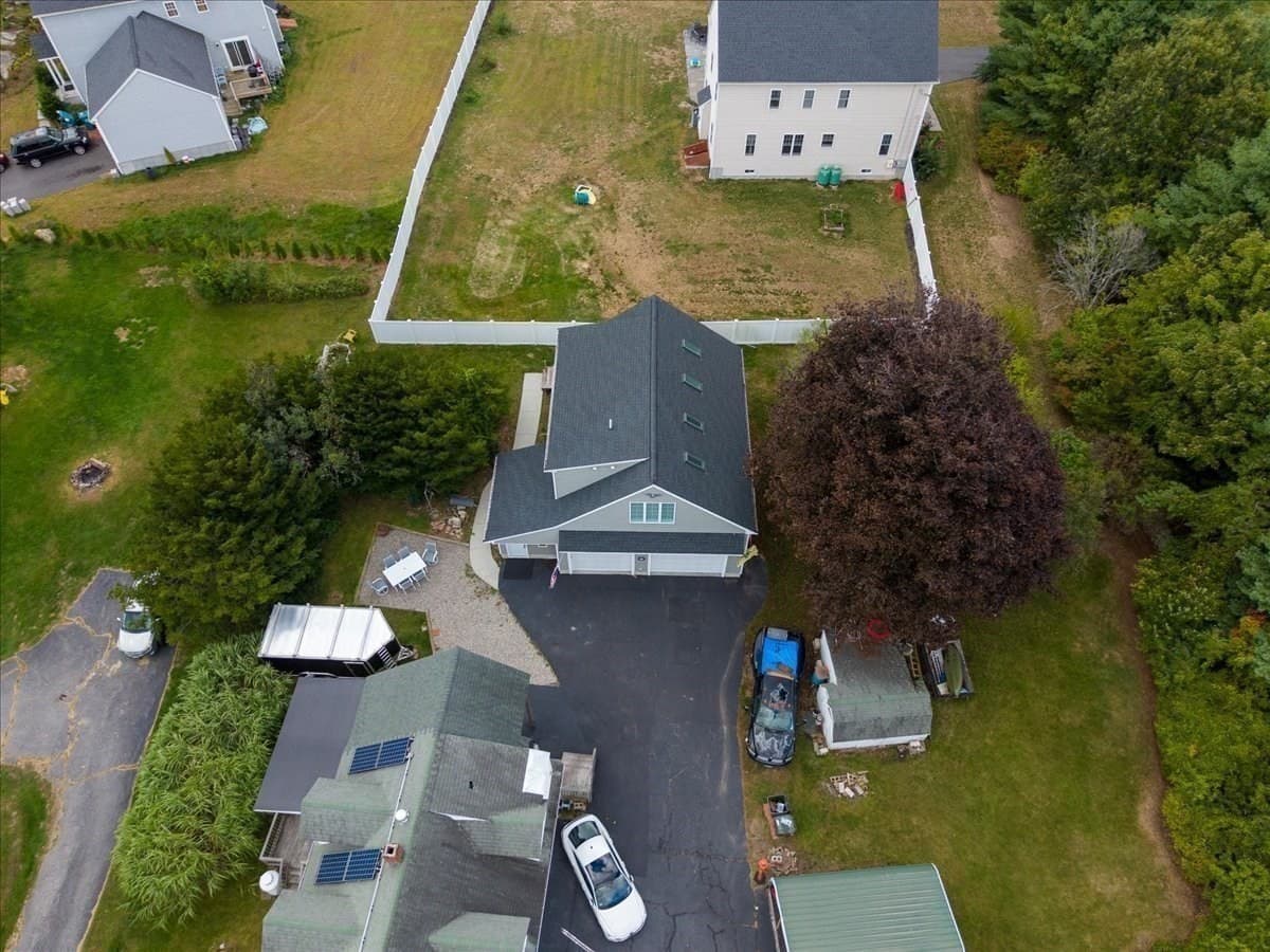 3 Family at 373 Highland St, Northbridge MA 01534, Northbridge, photo 31 of 31