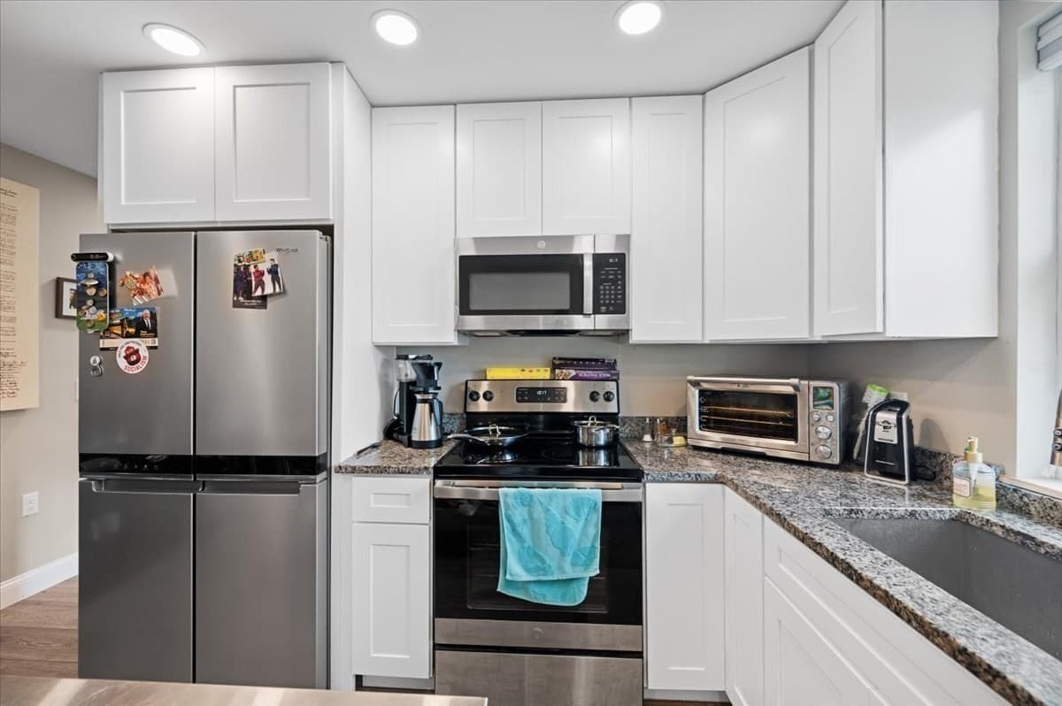 3 Family at 373 Highland St, Northbridge MA 01534, Northbridge, photo 21 of 31