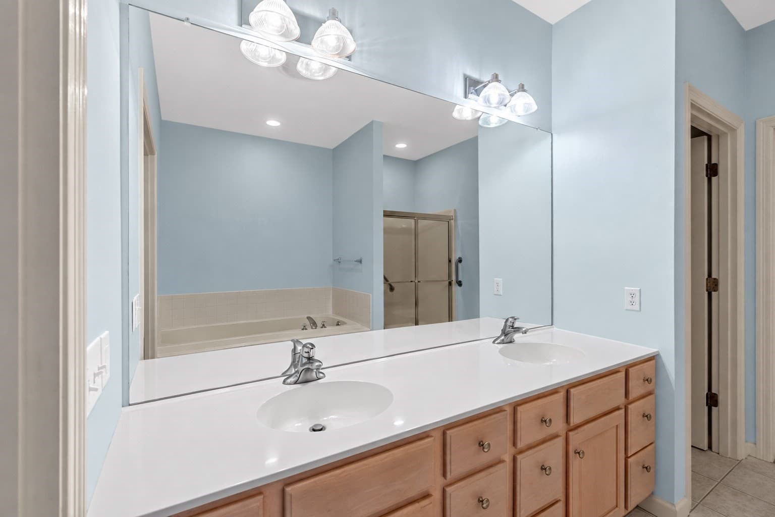 Single Family Residence at 28 Cross Wind, Plymouth MA 02360, Plymouth, photo 17 of 33