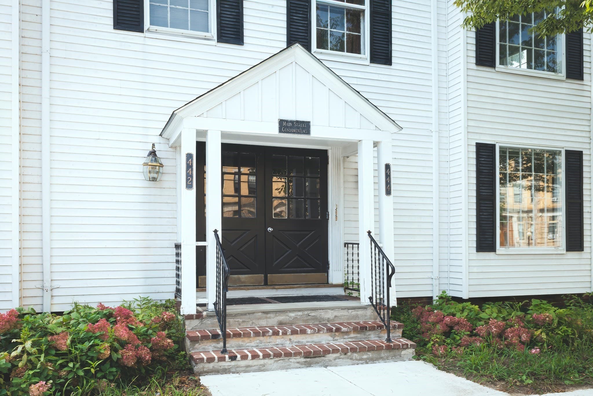 Condominium at 444 Main St # A, Haverhill MA 01830, Haverhill, photo 2 of 14