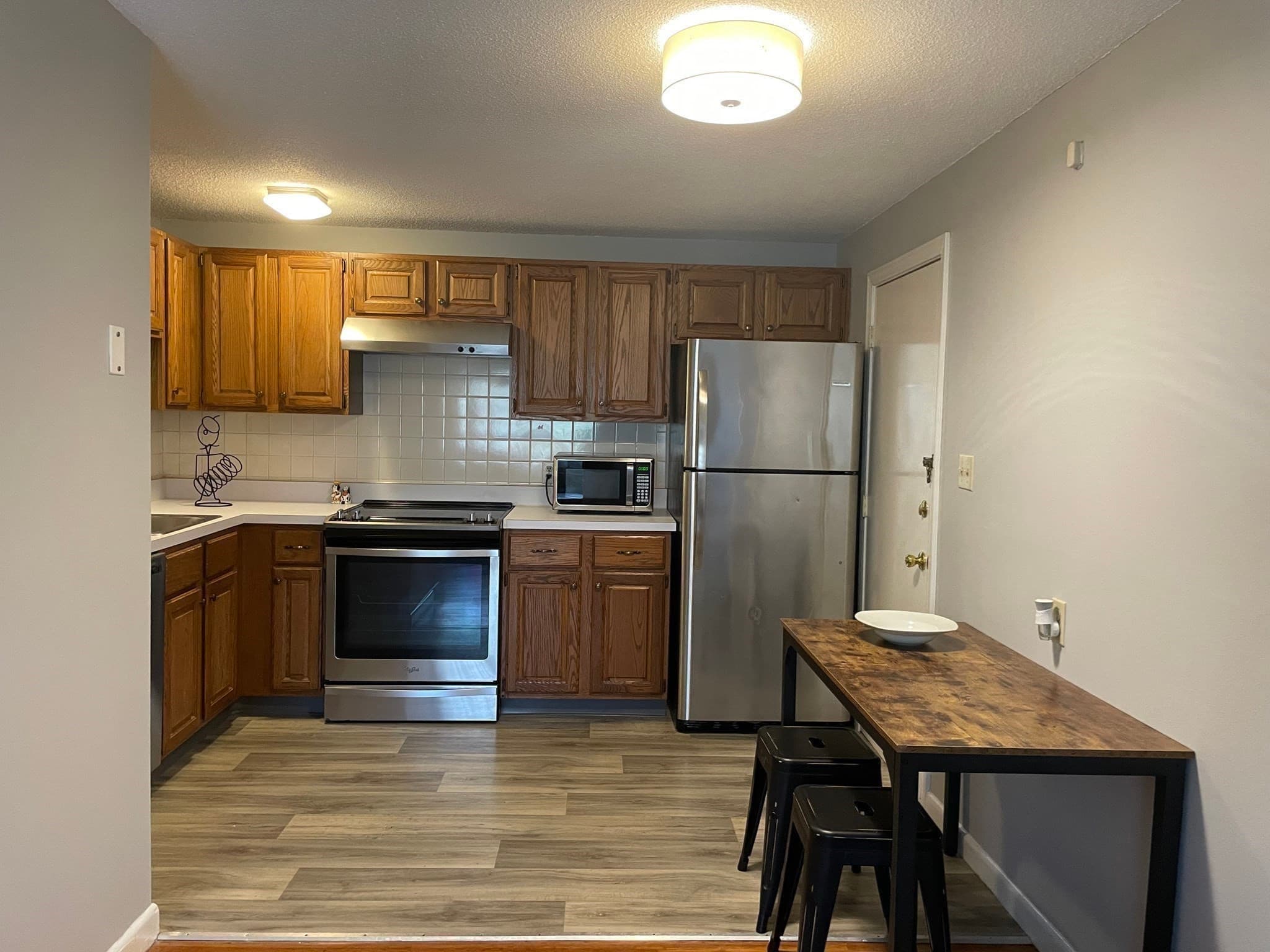 Condominium at 230 Chickering Rd # 12, North Andover MA 01845, North Andover, photo 9 of 22