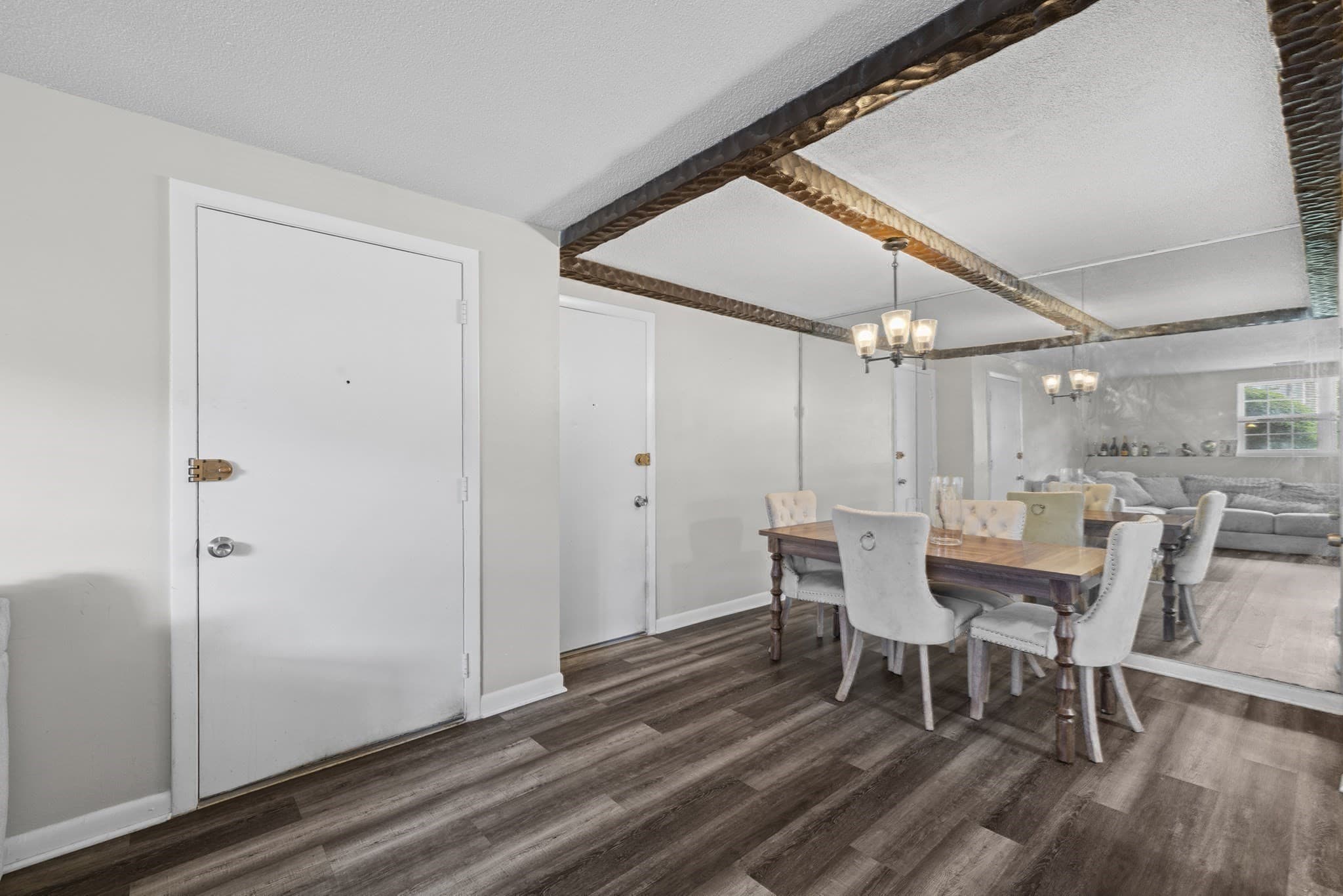 Condominium at 103 Oak Ln # 4, Brockton MA 02301, Brockton, photo 2 of 23