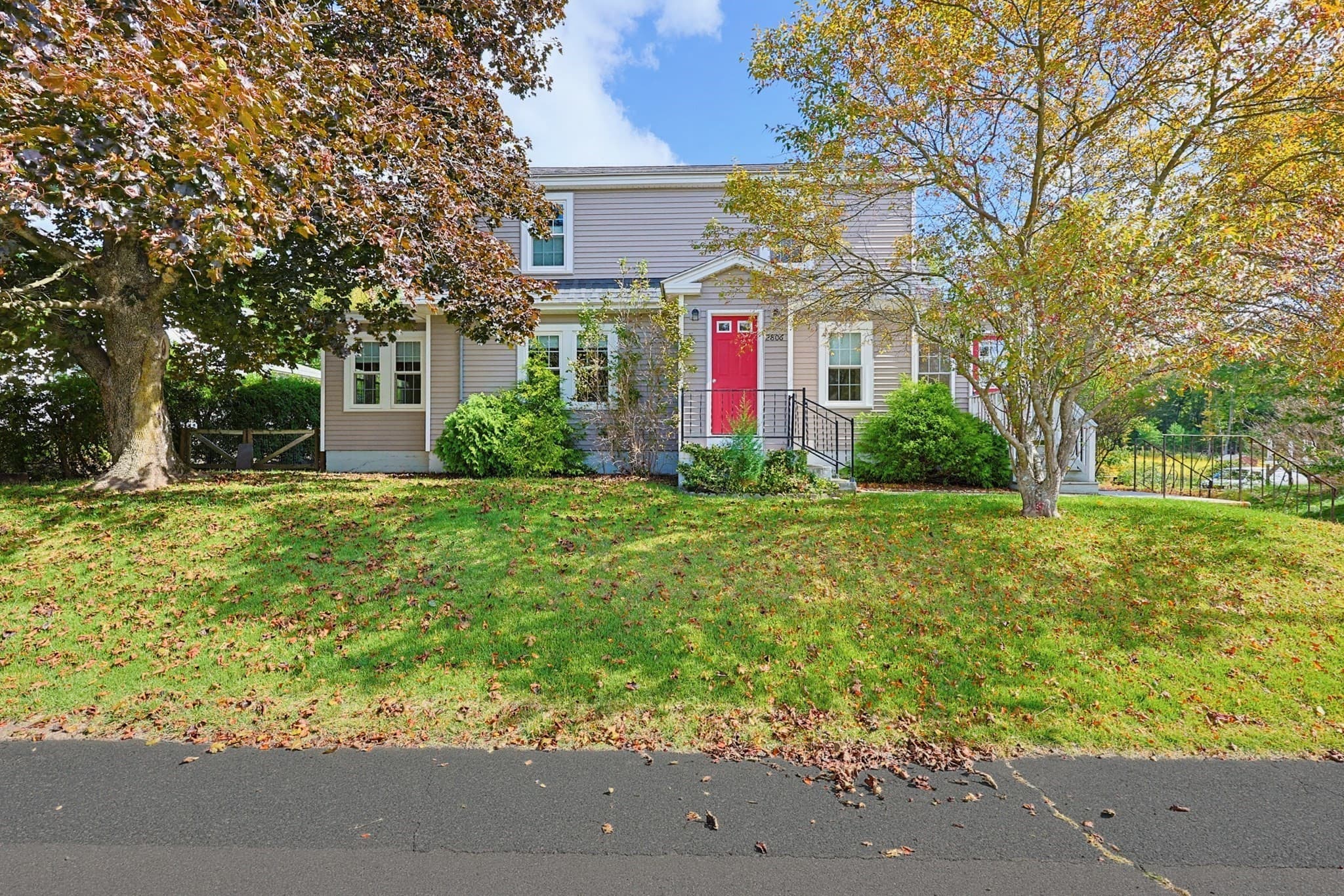 Single Family Residence at 2806 Providence Rd, Northbridge MA 01534, Northbridge, photo 2 of 42