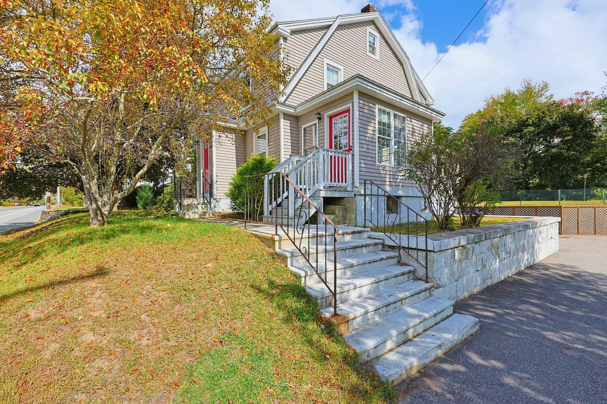 Single Family Residence at 2806 Providence Rd, Northbridge MA 01534, Northbridge, photo 3 of 42