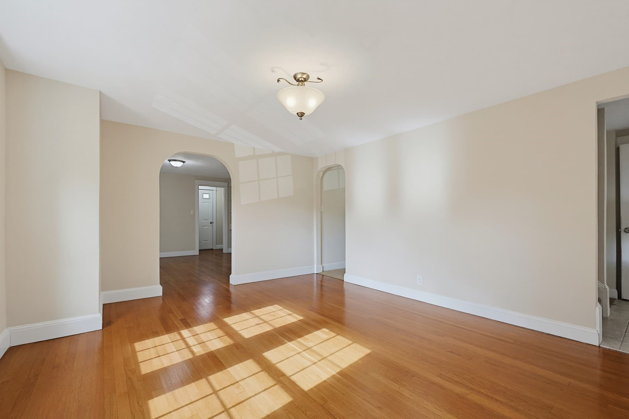 Single Family Residence at 2806 Providence Rd, Northbridge MA 01534, Northbridge, photo 5 of 42