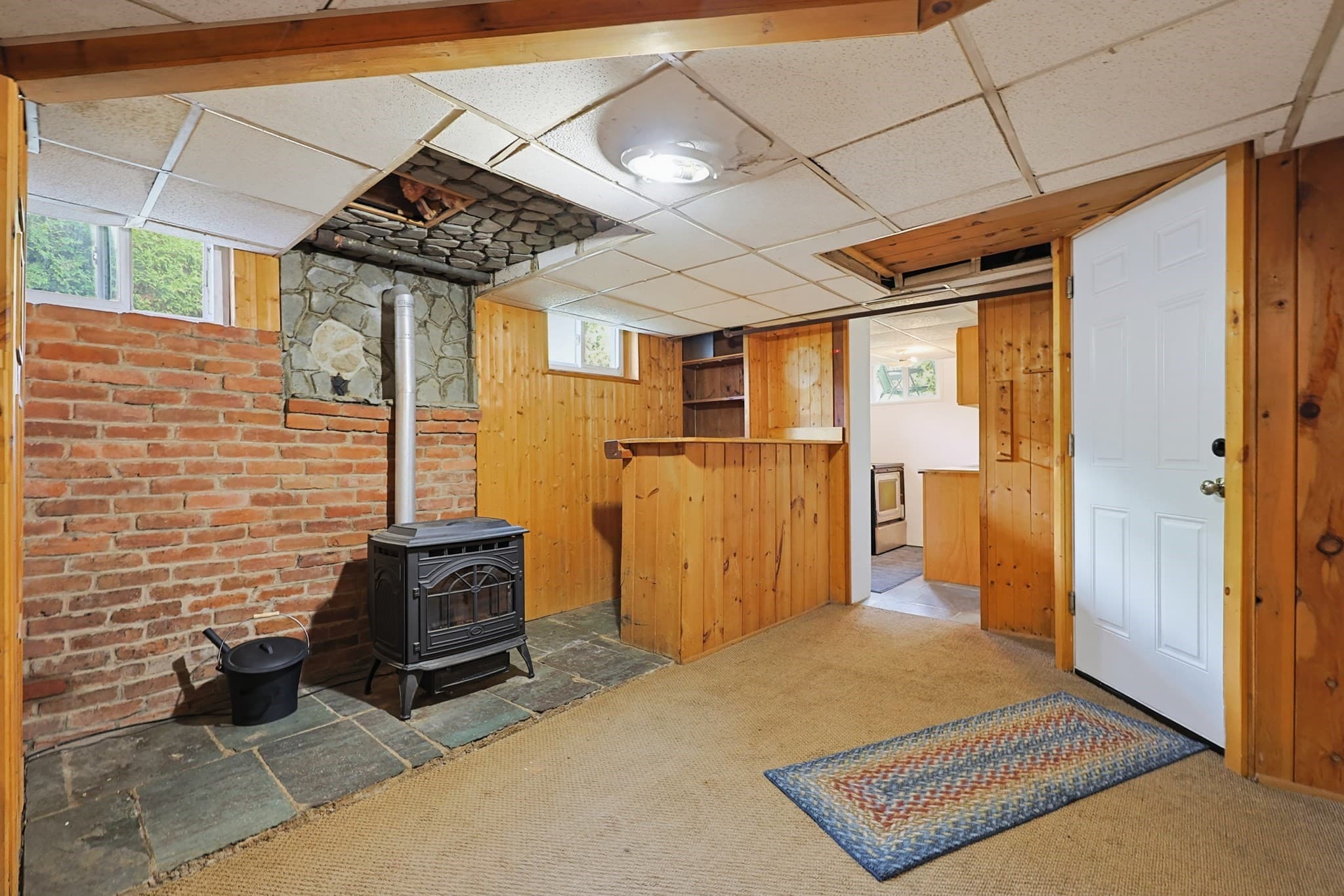 Single Family Residence at 2806 Providence Rd, Northbridge MA 01534, Northbridge, photo 37 of 42
