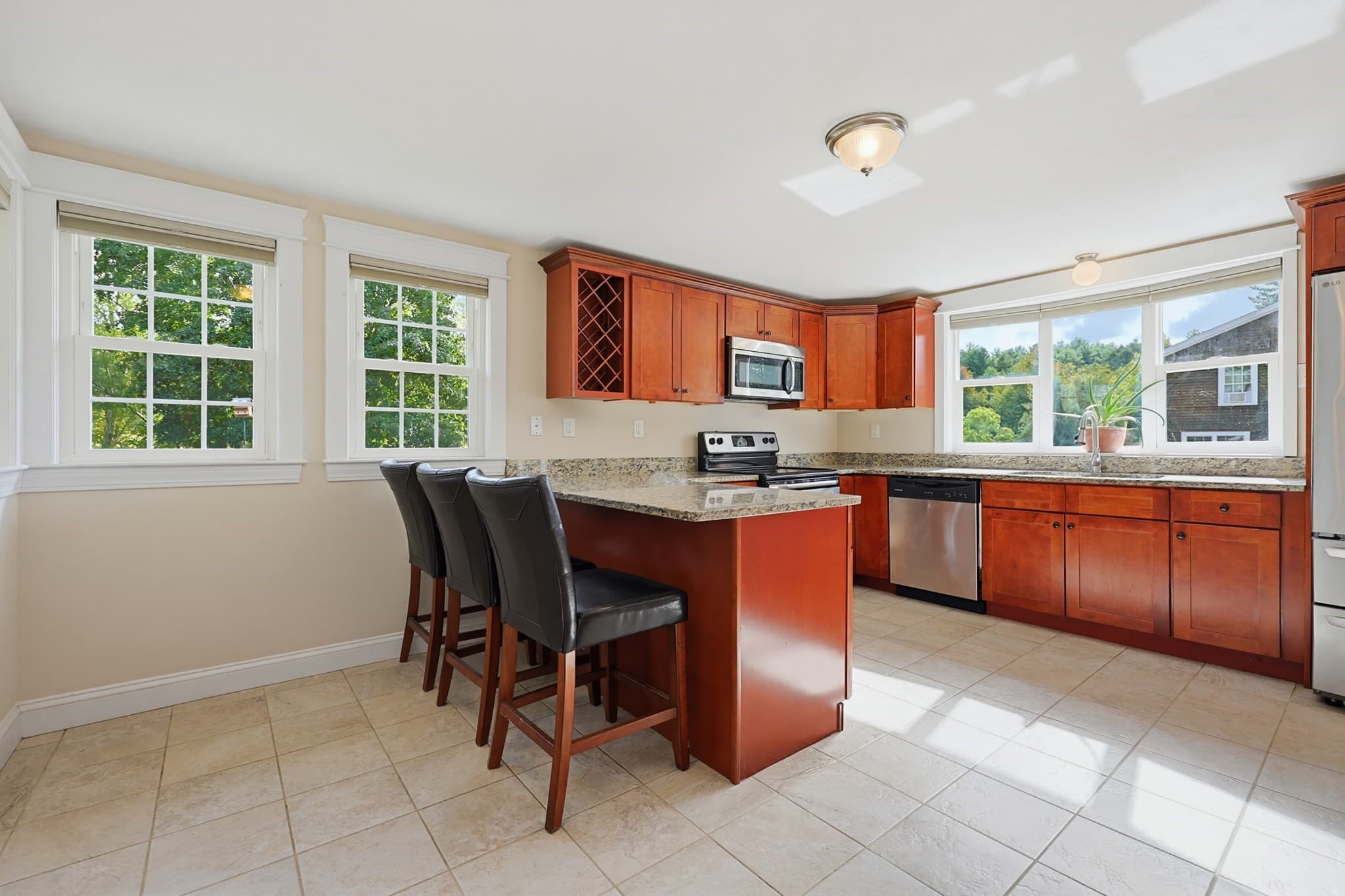 Single Family Residence at 2806 Providence Rd, Northbridge MA 01534, Northbridge, photo 15 of 42