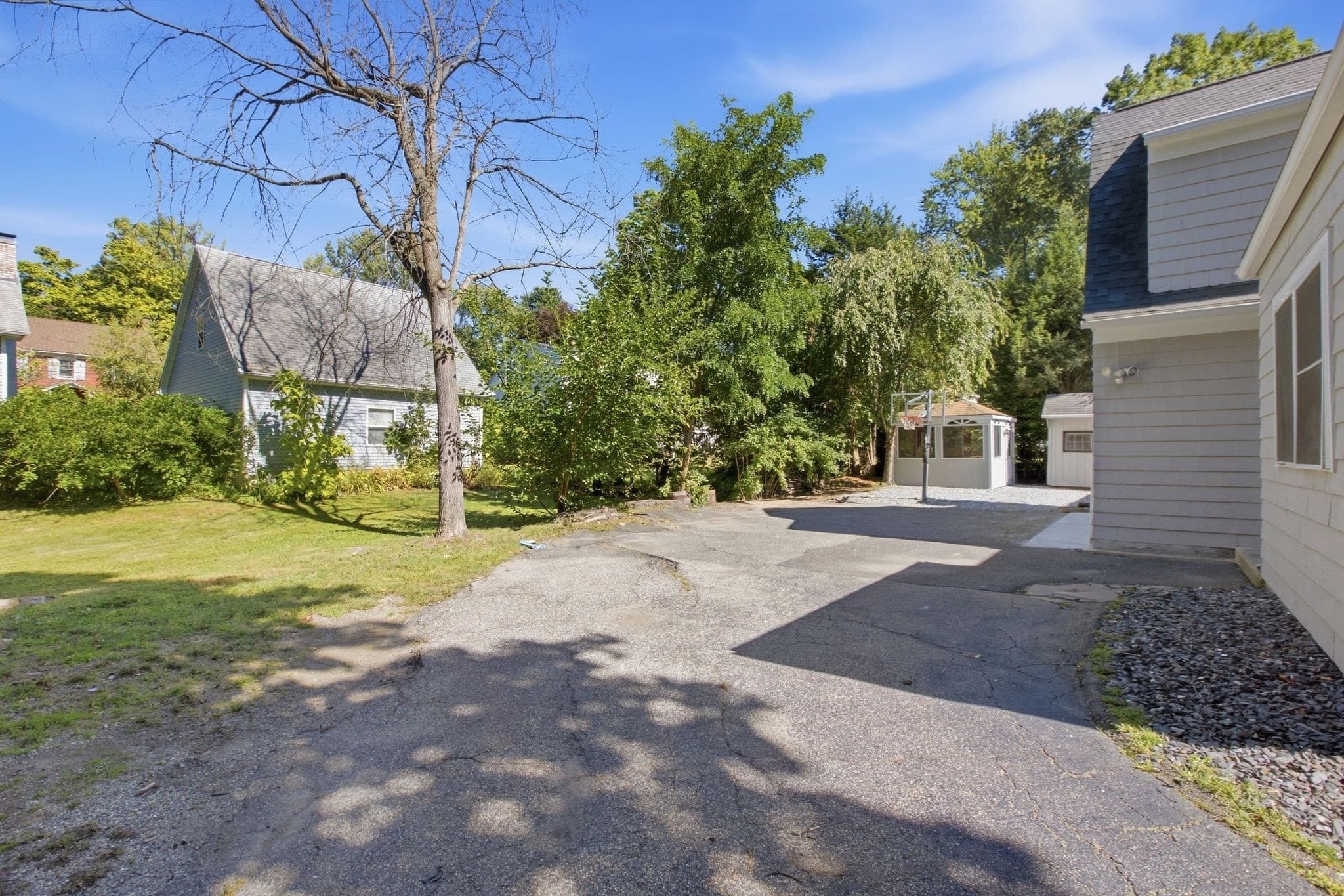 Single Family Residence at 128 Meadowbrook Rd, Longmeadow MA 01106, Longmeadow, photo 11 of 18