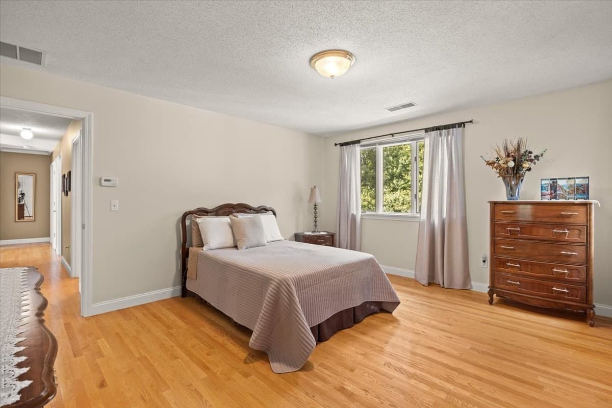 Single Family Residence at 84 Jane Howland Dr, Seekonk MA 02771, Seekonk, photo 31 of 42