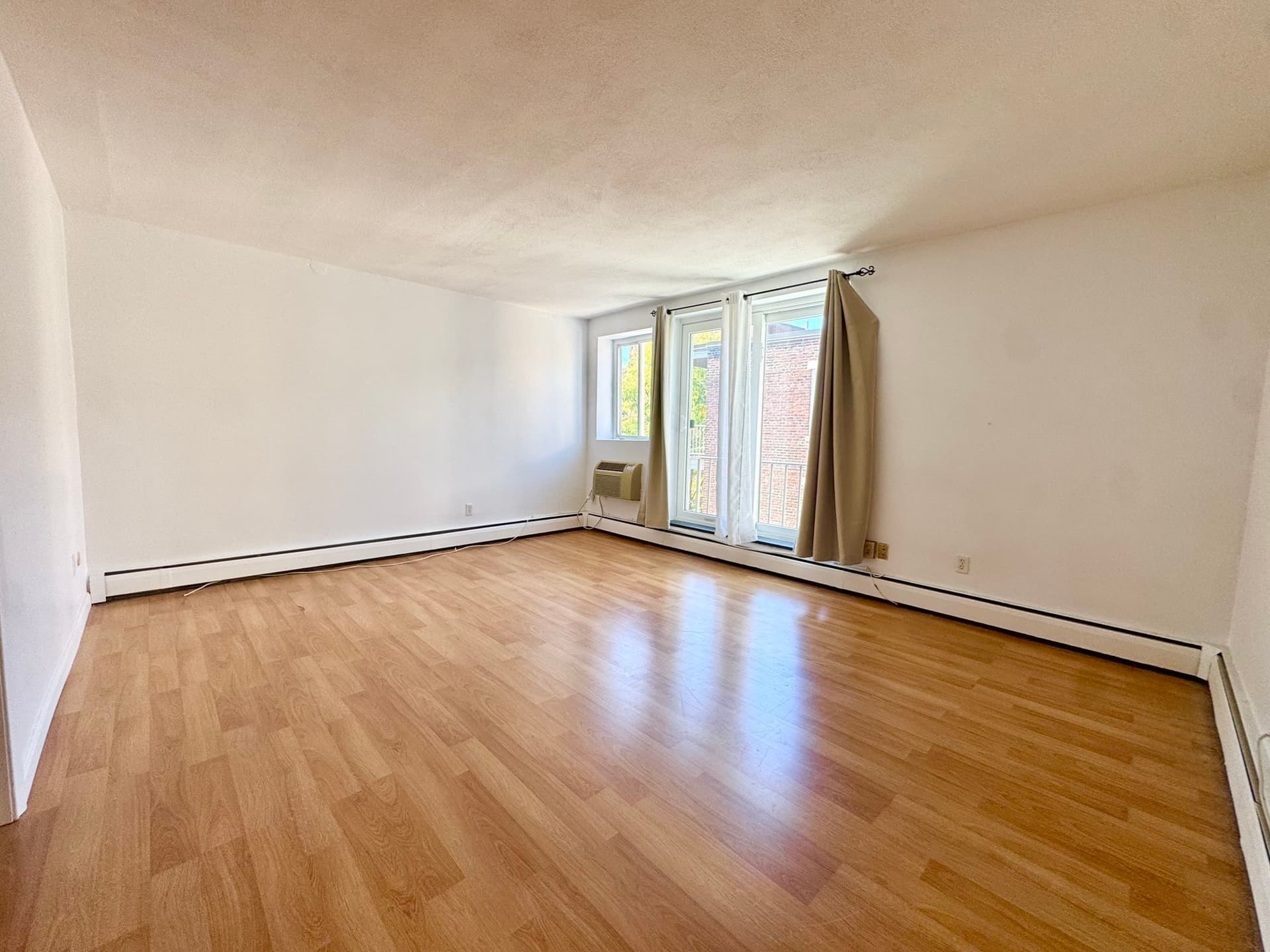 Apartment at 123 Sewall Ave # 3F, Brookline MA 02446, photo 5 of 16