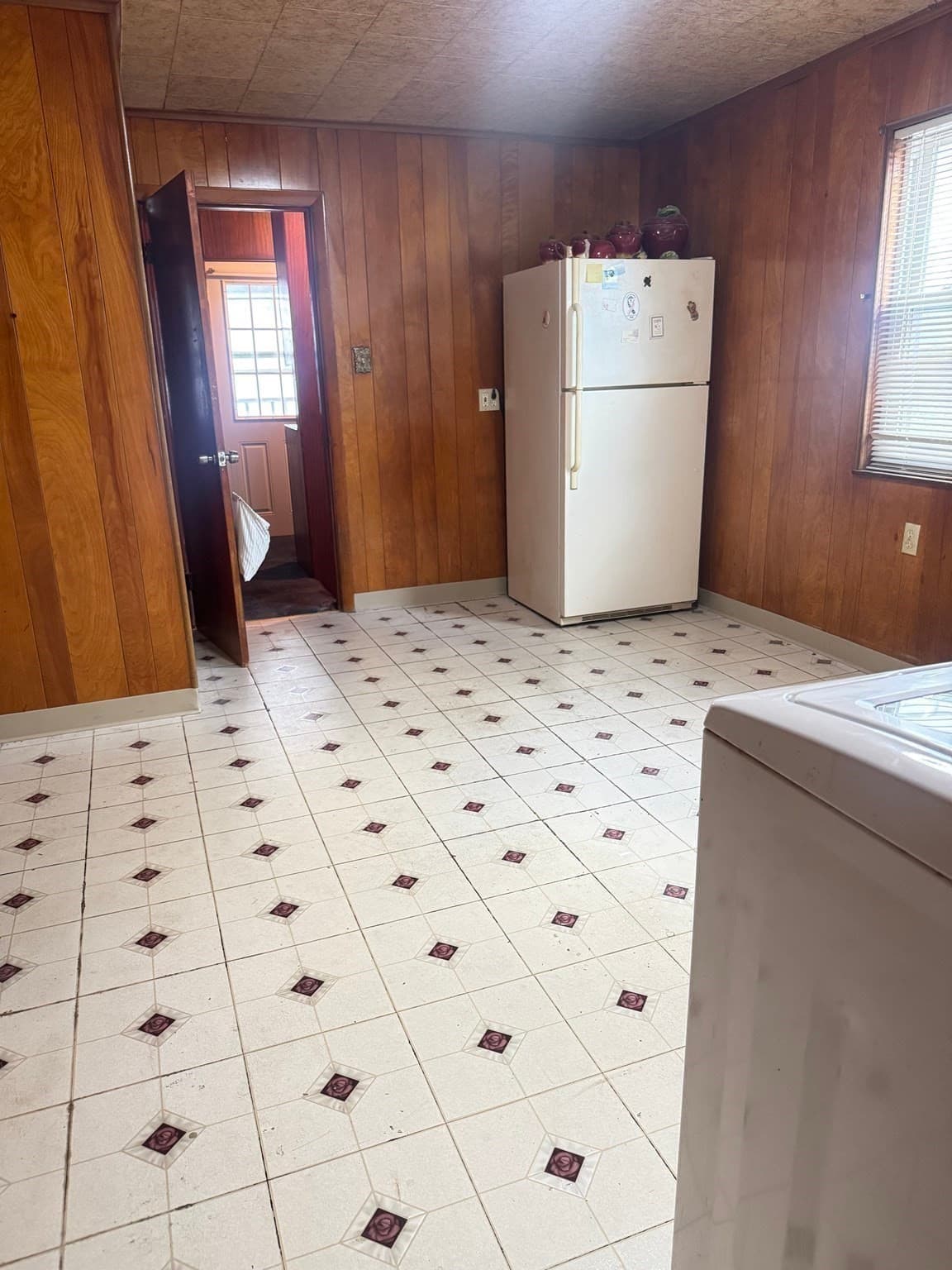 Multi Family at 58 Chatham Road, Everett MA 02149, Everett, photo 16 of 28