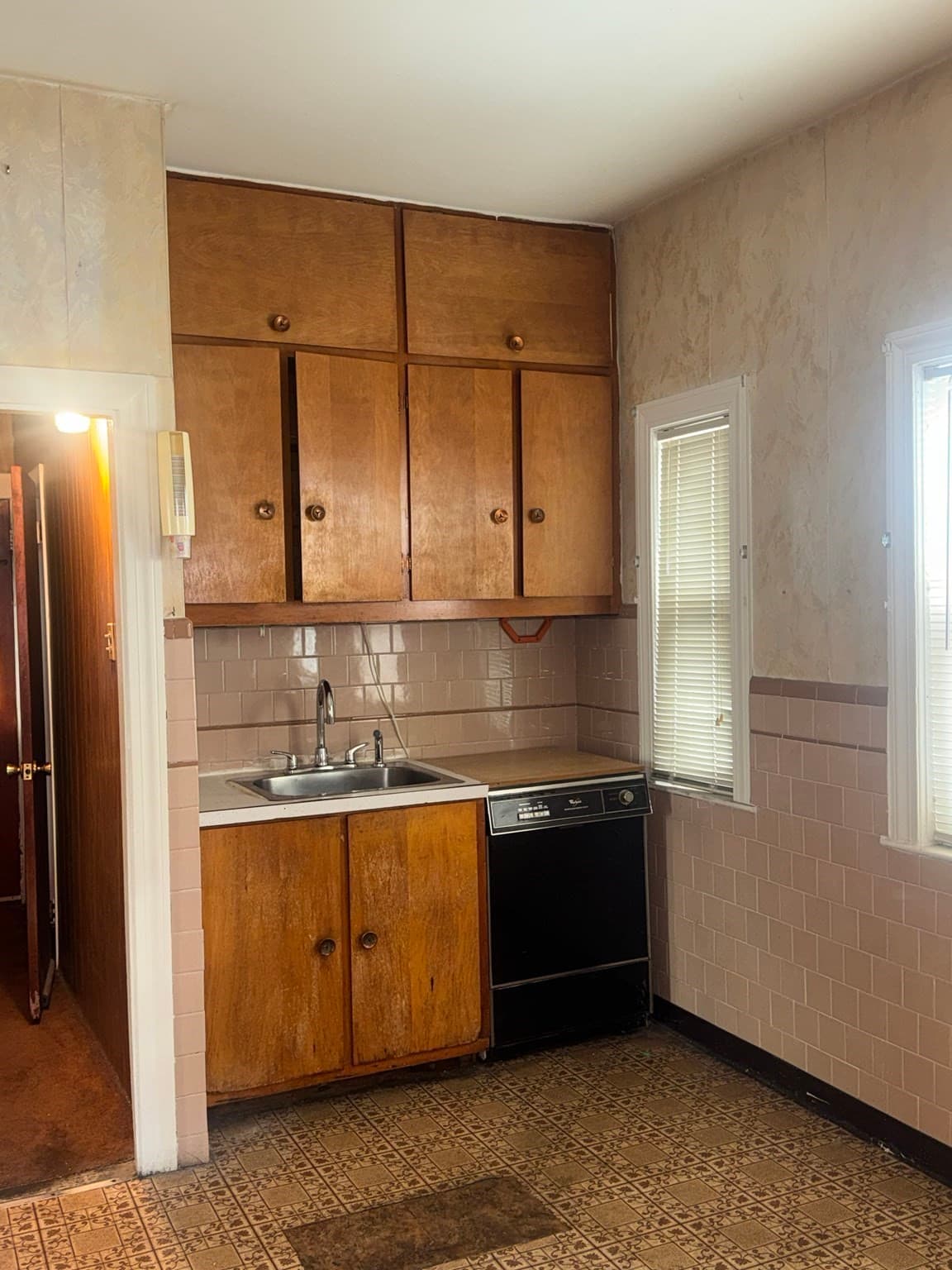 Multi Family at 58 Chatham Road, Everett MA 02149, Everett, photo 5 of 28
