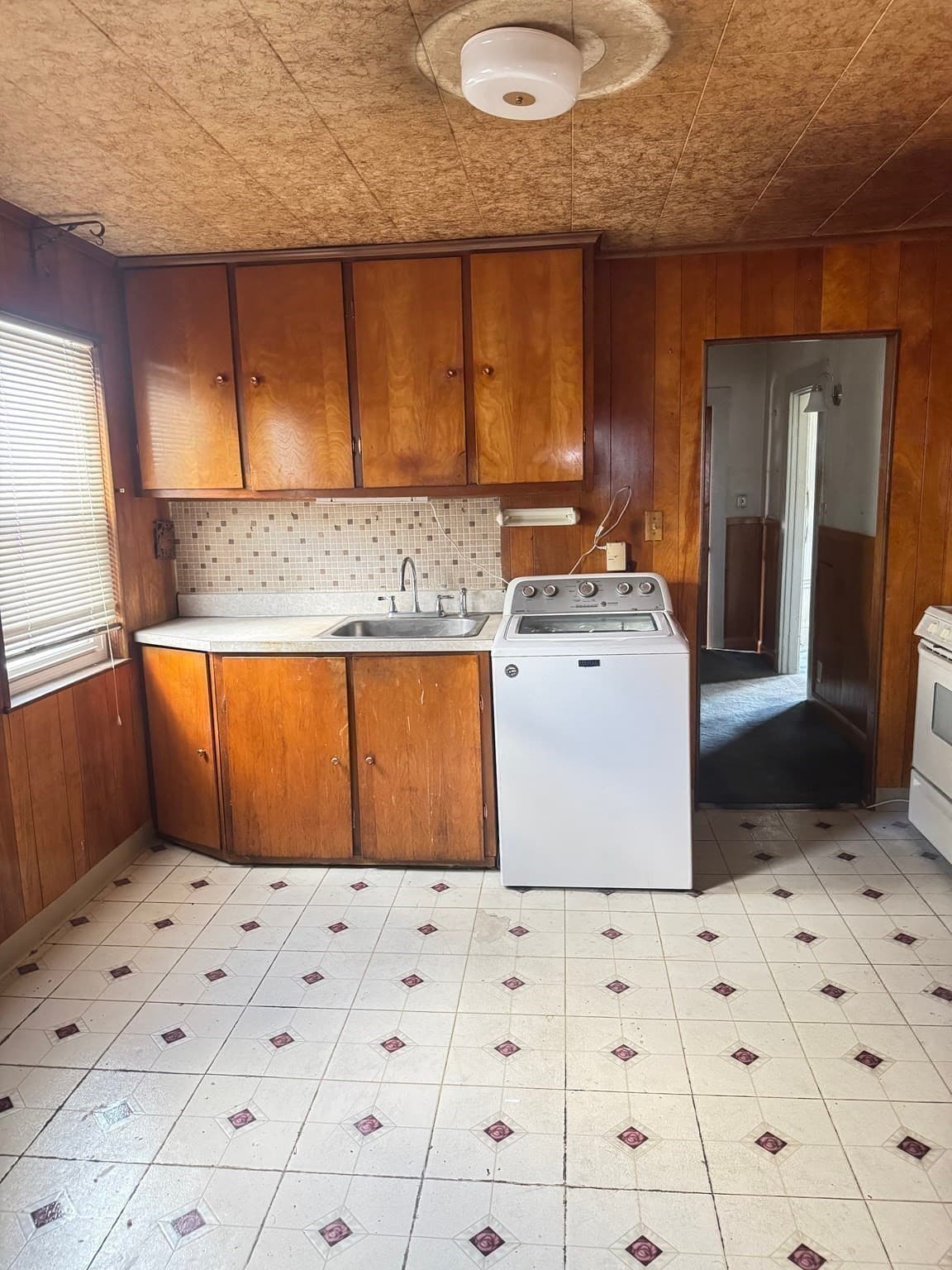 Multi Family at 58 Chatham Road, Everett MA 02149, Everett, photo 15 of 28