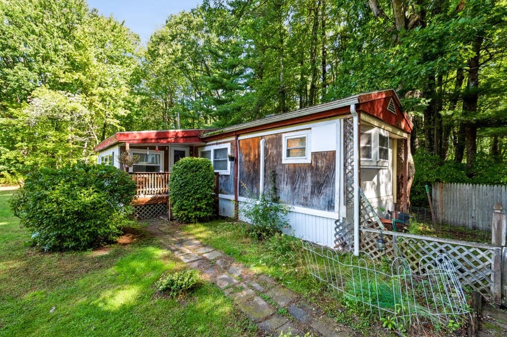 Single Family Residence at 6 Learned Lane, Salisbury MA 01952, Salisbury, photo 33 of 36