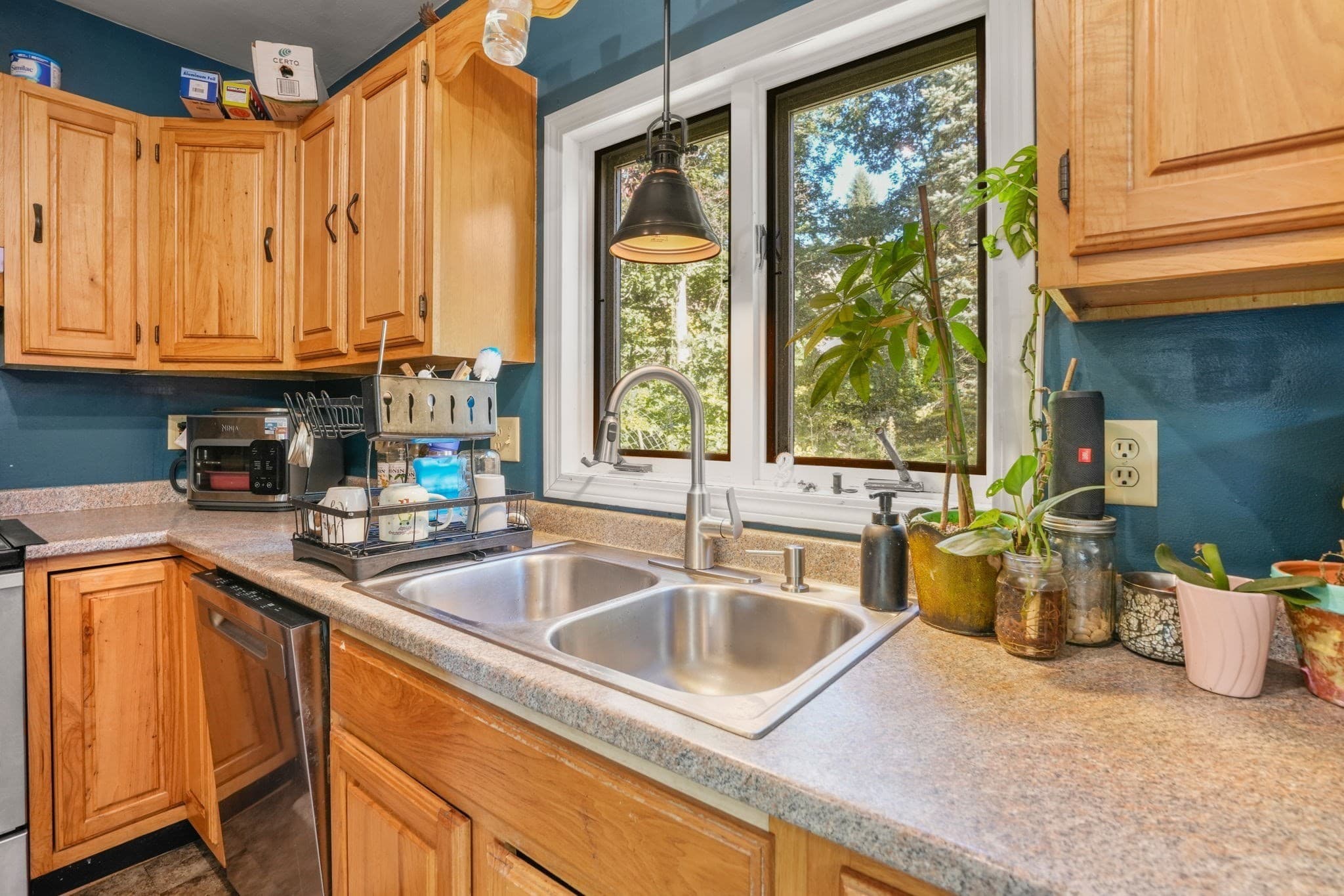 Single Family Residence at 88 Bell St, North Brookfield MA 01535, North Brookfield, photo 5 of 32