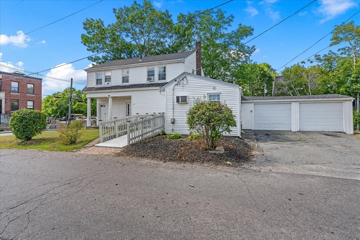 17 North Ave, Rockland MA 02370