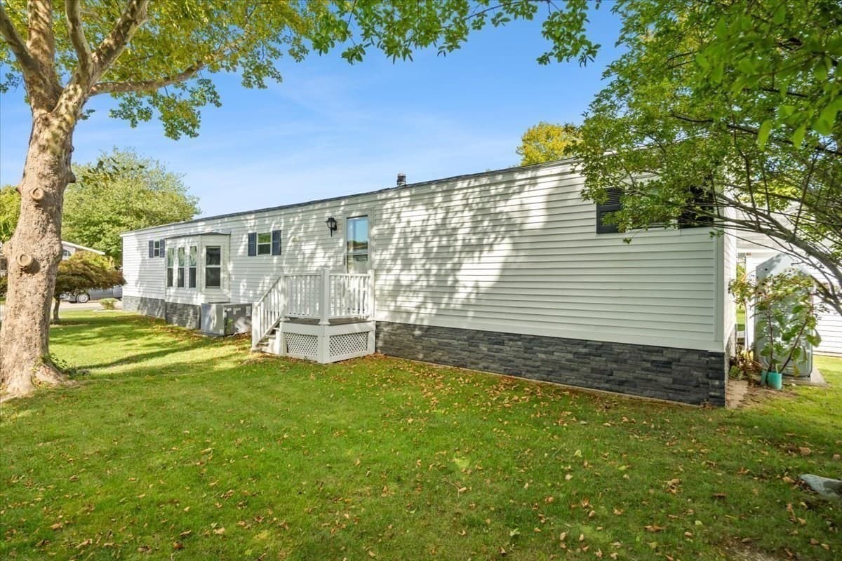 Mobile Home at 6 Viola Dr, Plainville MA 02762, Plainville, photo 23 of 25