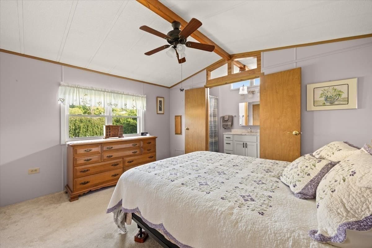 Mobile Home at 6 Viola Dr, Plainville MA 02762, Plainville, photo 13 of 25