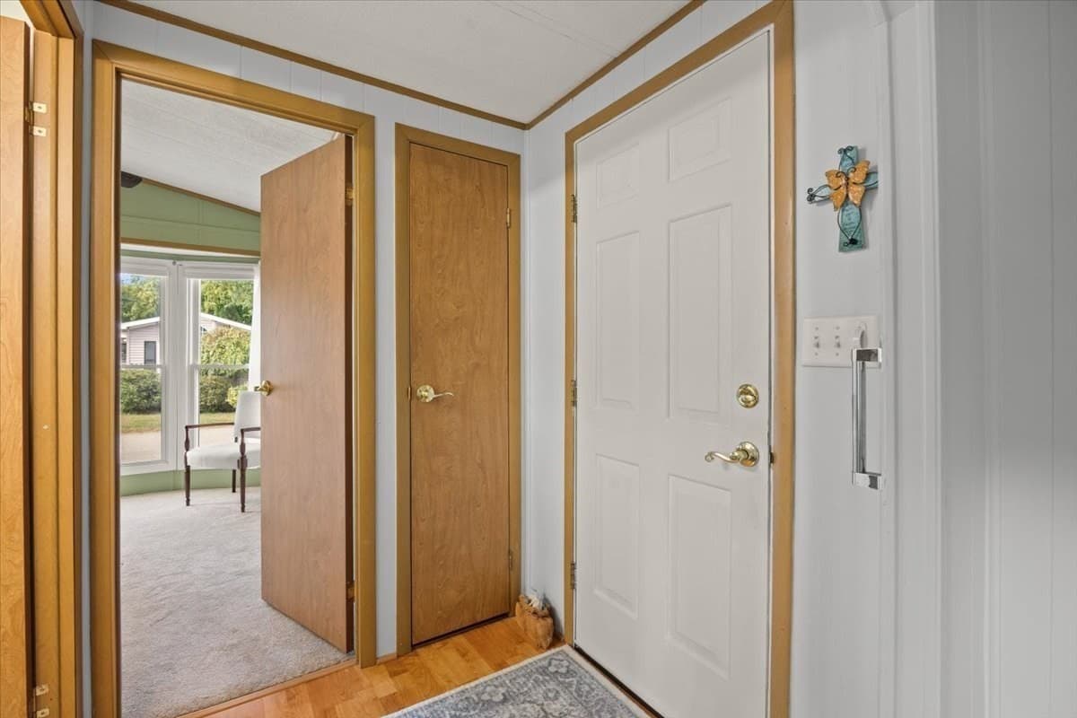 Mobile Home at 6 Viola Dr, Plainville MA 02762, Plainville, photo 15 of 25