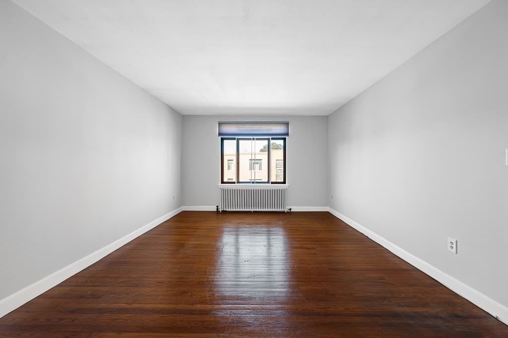 Condominium at 10 Ashland Street # 3R, Worcester MA 01609, Worcester, photo 3 of 16