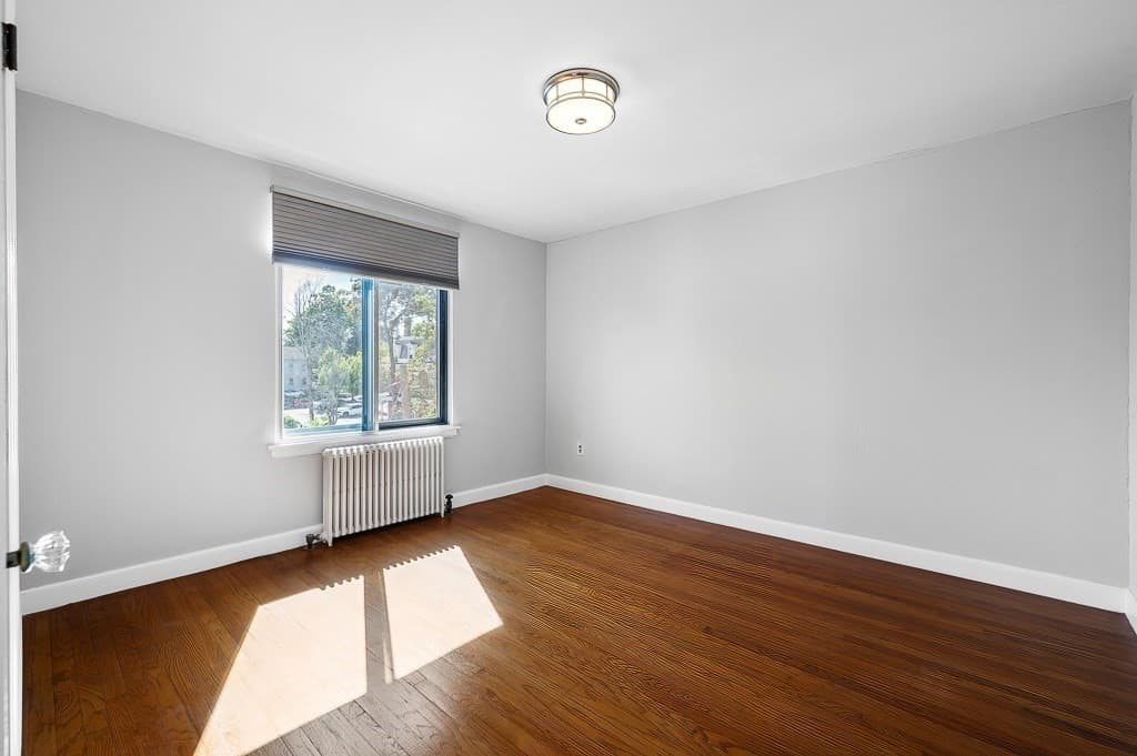 Condominium at 10 Ashland Street # 3R, Worcester MA 01609, Worcester, photo 10 of 16