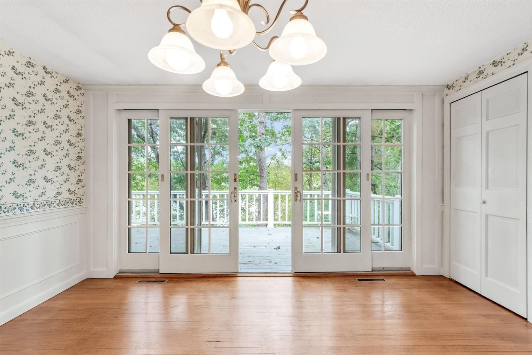 Single Family Residence at 844 W Yarmouth, Yarmouth MA 02675, Yarmouth, photo 14 of 27