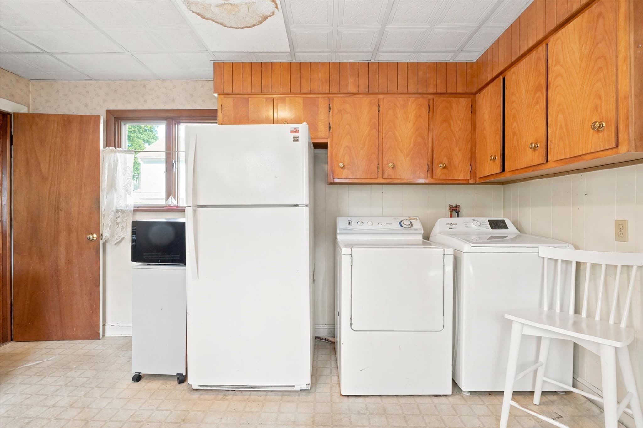 Single Family Residence at 164 Burrill St, Swampscott MA 01907, Swampscott, photo 16 of 40