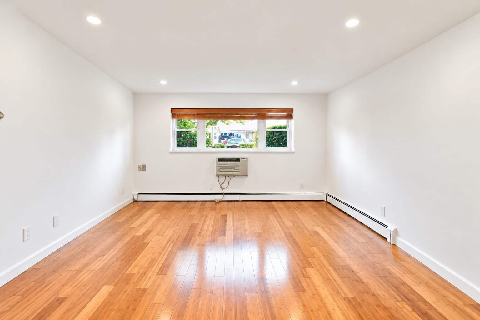 Condominium at 41 Warren St # B2, Waltham MA 02453, Waltham, photo 5 of 23