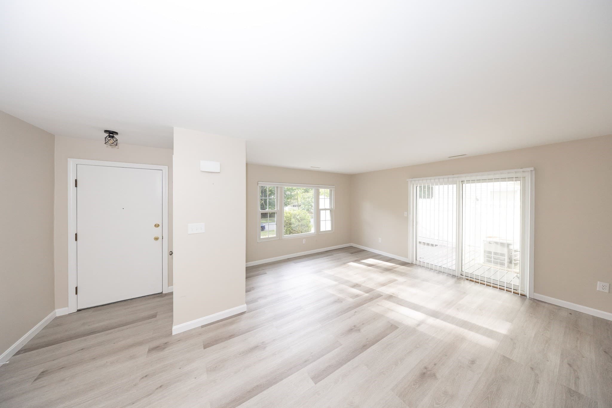 Condominium at 701 Edgebrook Dr # 701, Boylston MA 01505, Boylston, photo 4 of 28