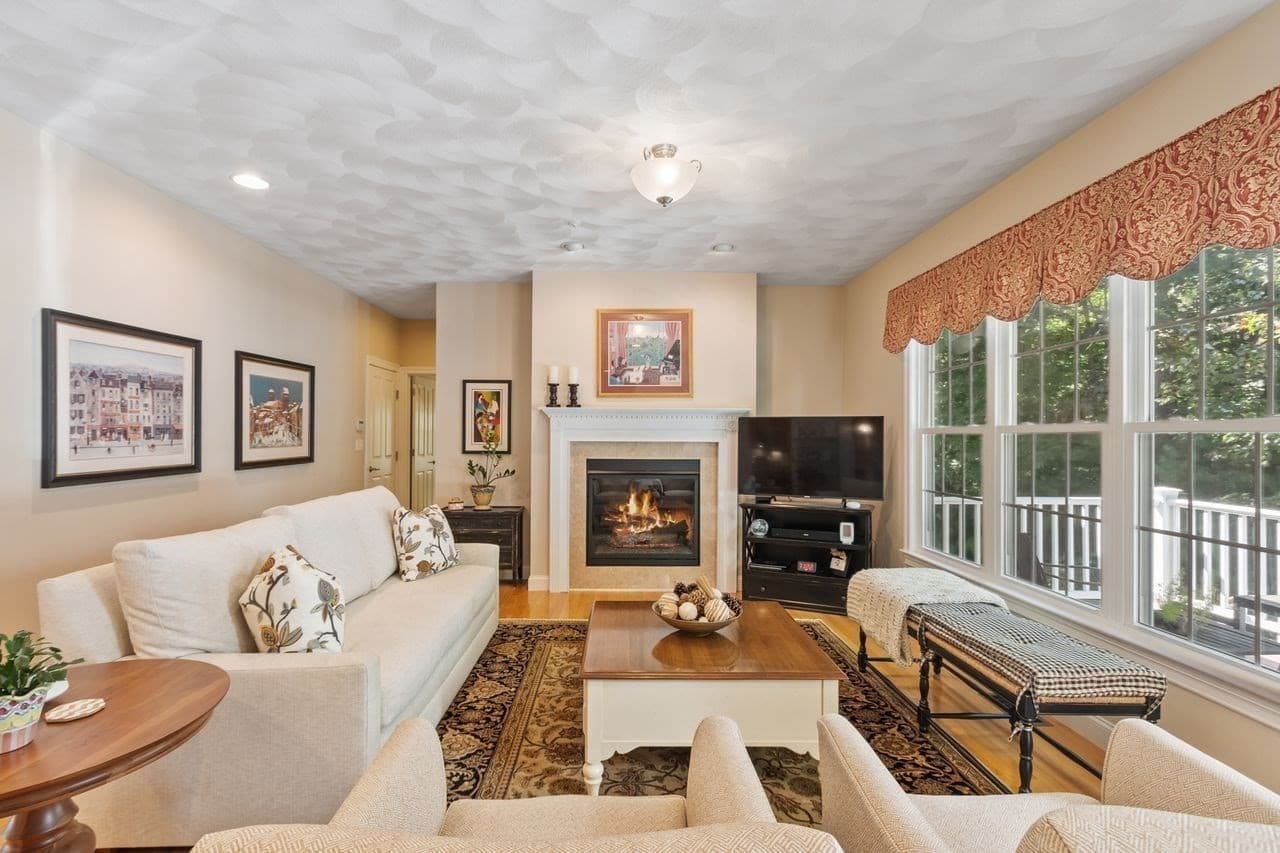 Condominium at 175 Cortland Drive # 175, North Andover MA 01845, North Andover, photo 7 of 35