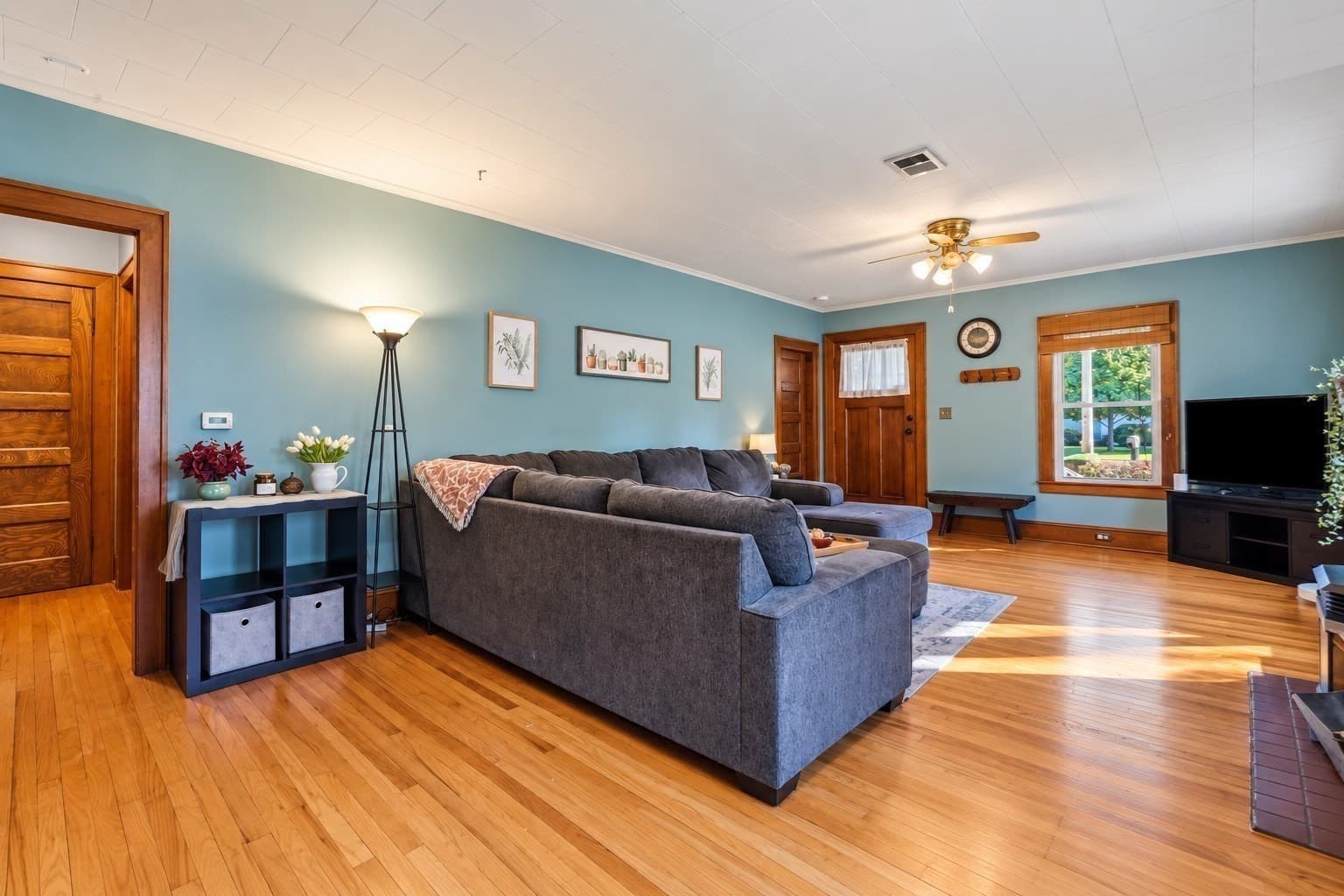 Single Family Residence at 575 Main St, Wilbraham MA 01095, Wilbraham, photo 8 of 41