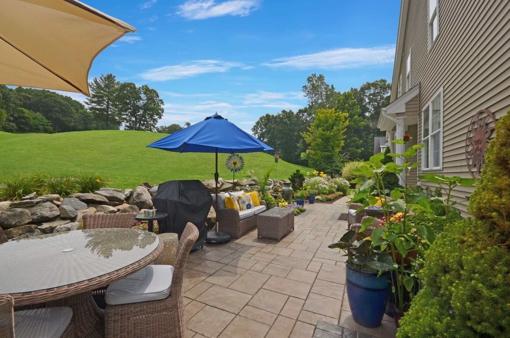 Condominium at 39 Luka Dr # 39, Grafton MA 01519, Grafton, photo 35 of 41