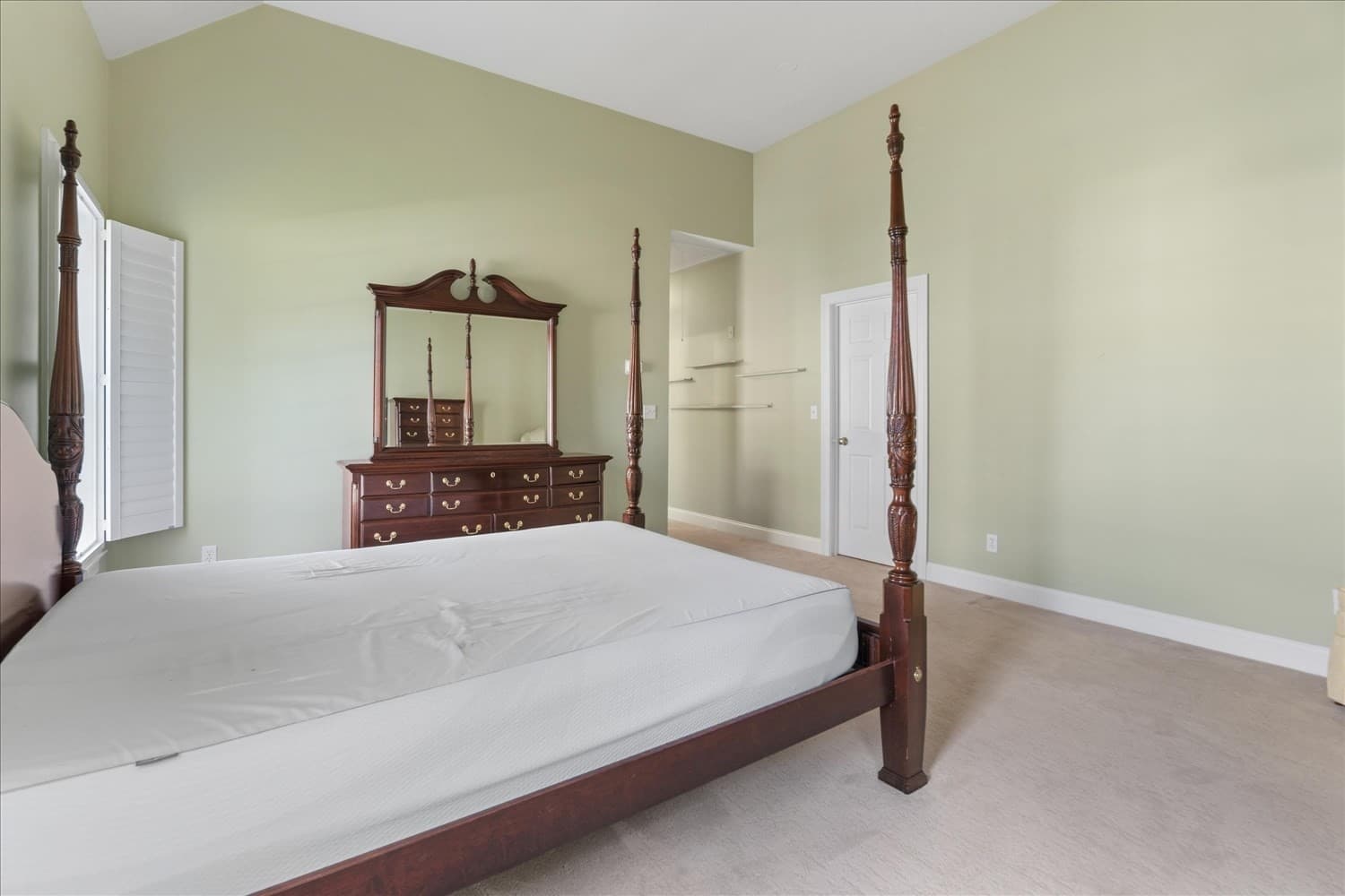 Condominium at 51 Lawrence Dr # 51, Franklin MA 02038, photo 26 of 40