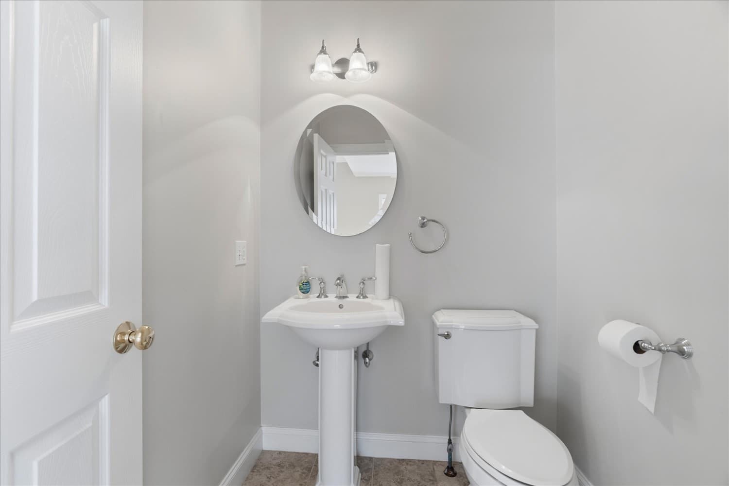 Condominium at 51 Lawrence Dr # 51, Franklin MA 02038, photo 19 of 40