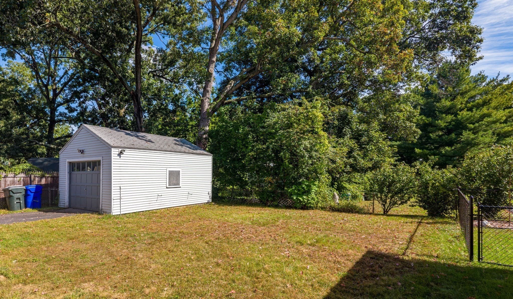 Single Family Residence at 23 Schley St, Springfield MA 01109, Springfield, photo 35 of 40