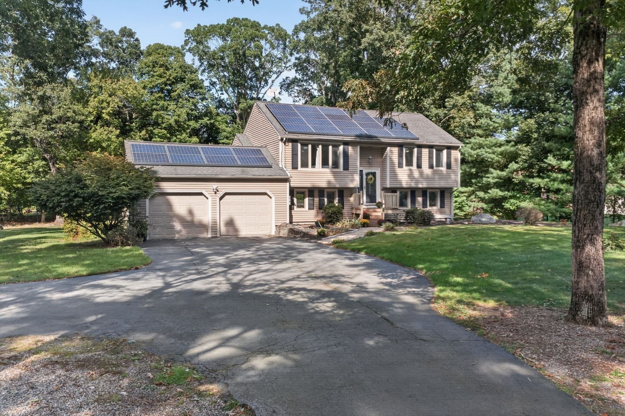 Single Family Residence at 3 Carnegie Way, Attleboro MA 02703, Attleboro, photo 39 of 40